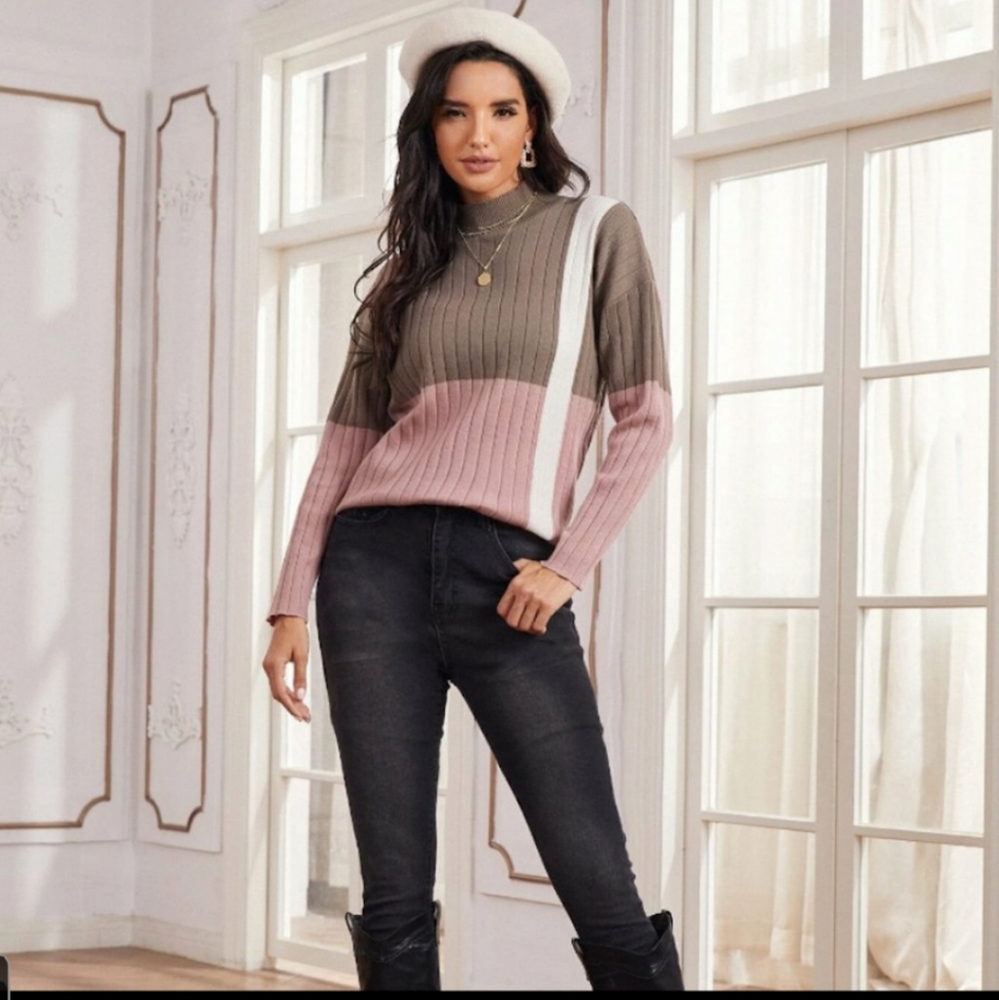 Sweater top for women totally dynamite block style